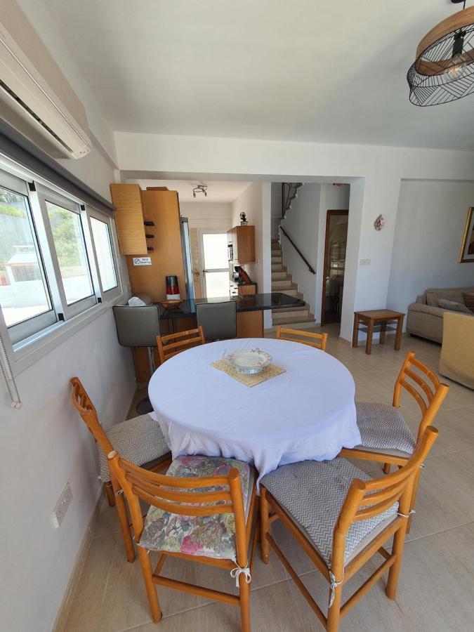Villa Serapho Пафос Екстериор снимка