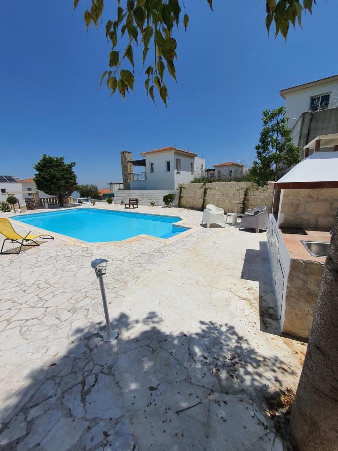 Villa Serapho Пафос Екстериор снимка
