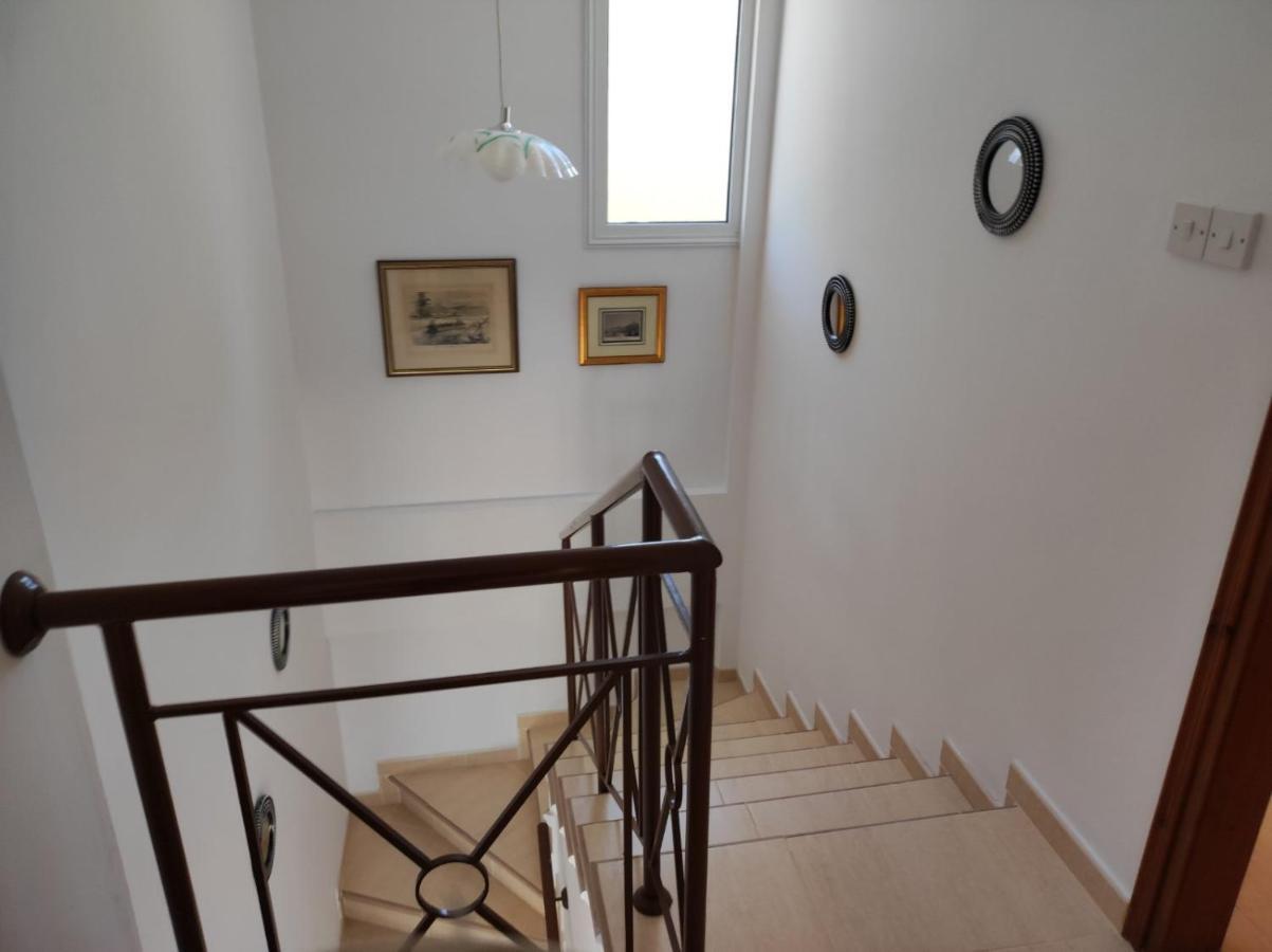 Villa Serapho Пафос Екстериор снимка