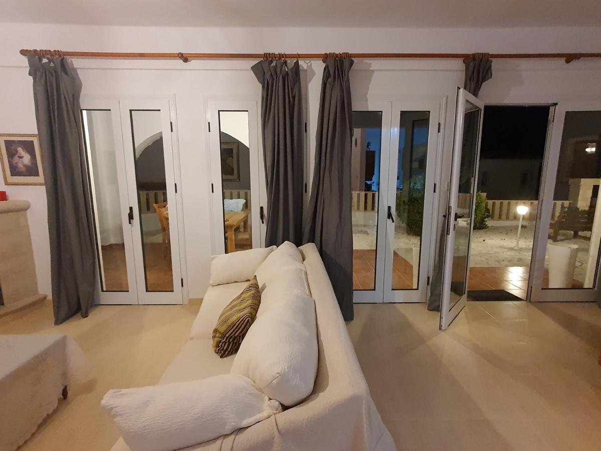 Villa Serapho Пафос Екстериор снимка