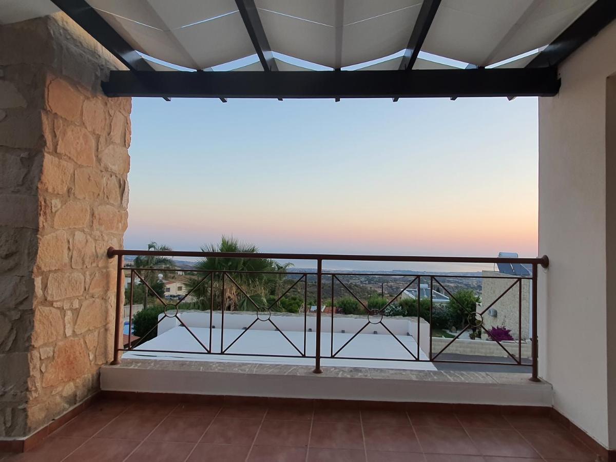 Villa Serapho Пафос Екстериор снимка