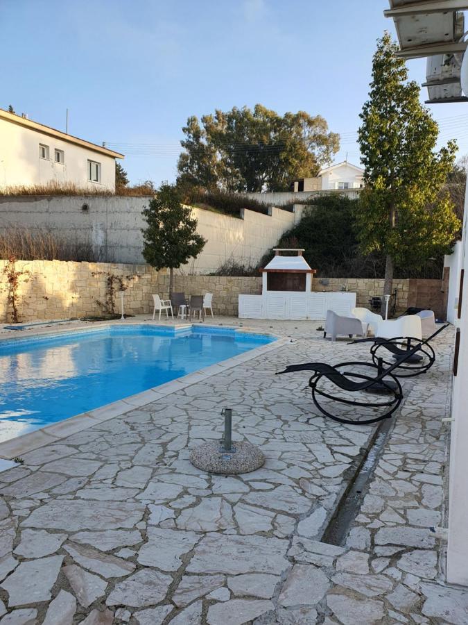 Villa Serapho Пафос Екстериор снимка